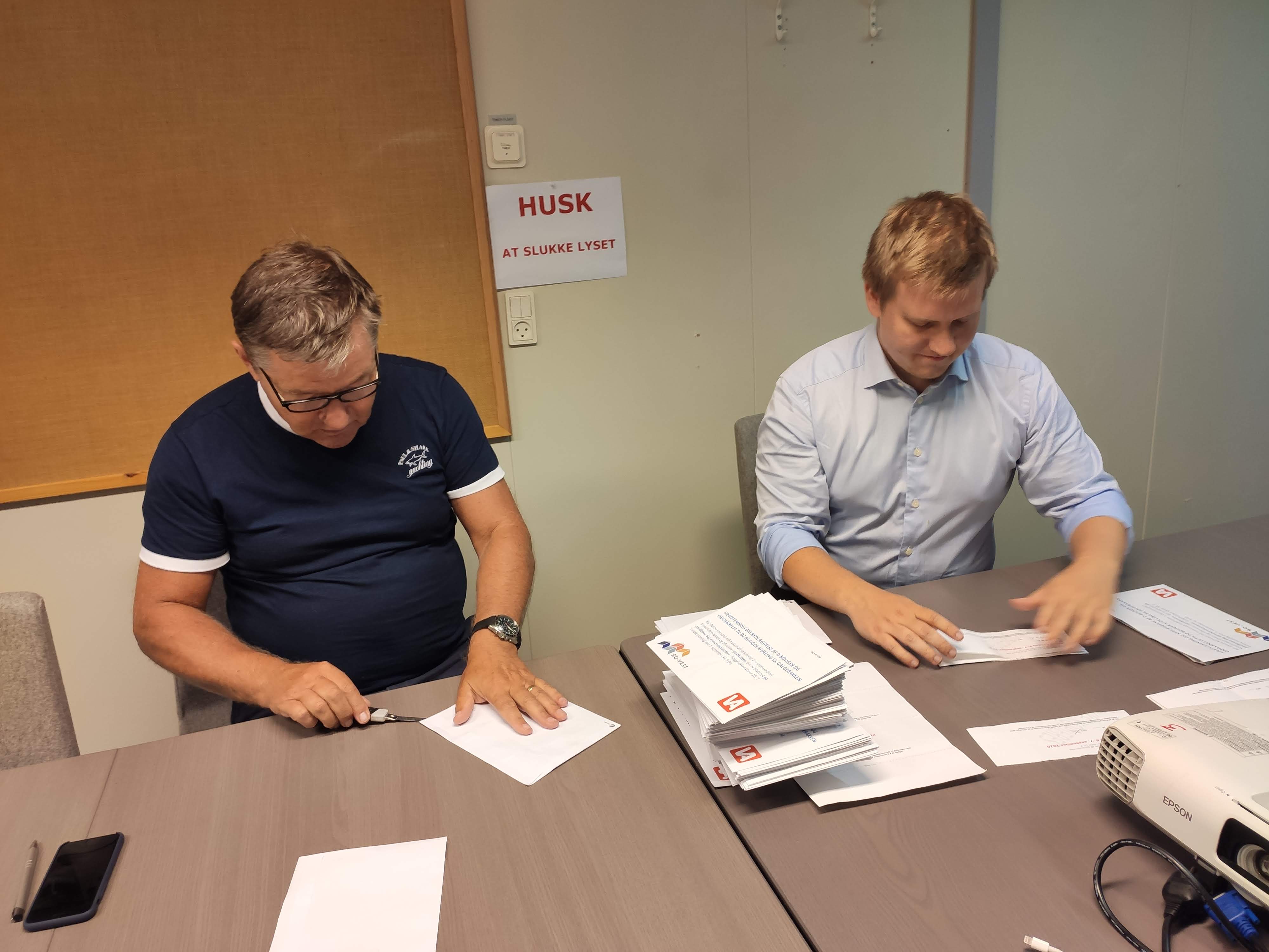 Stemmeoptælling i Galgebakken.jpg